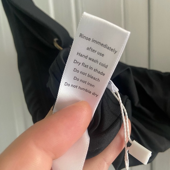 Andie Swim The Belmar Top Black Pull On Bikini Top Size S Adjust Strap Pads NWT - Picture 5 of 6